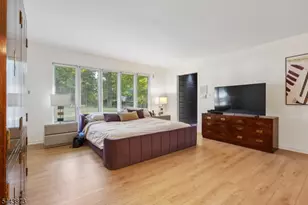 46 Calvert Ave W, Edison, NJ 08820 - Photo 14