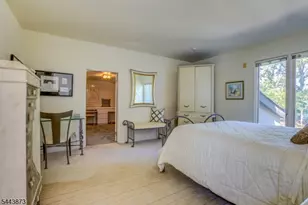 46 Calvert Ave W, Edison, NJ 08820 - Photo 20