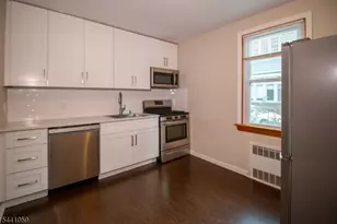 18 The Crescent, Montclair, NJ 07042 - Photo 2