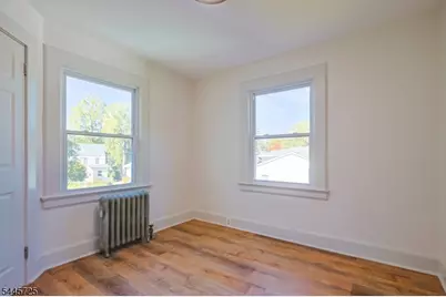 15 Hilltop Pl #2, Montclair, NJ 07042 - Photo 10