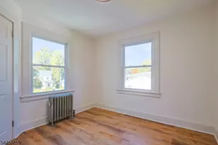 15 Hilltop Pl, Montclair, NJ 07042 - Photo 10