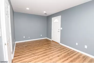 49 Stuyvesant Ave #16, Lyndhurst Township, NJ 07071 - Photo 22