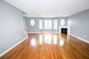 49 Stuyvesant Ave, Lyndhurst Township, NJ 07071 - Photo 8