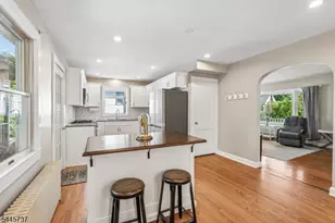 11 Woodward Ave, Bloomingdale, NJ 07403 - Photo 14