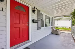 11 Woodward Ave, Bloomingdale, NJ 07403 - Photo 4