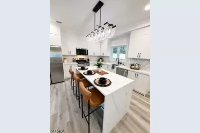 409 John St, Plainfield, NJ 07060 - Photo 2