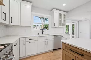 18 Burchfield Ave, Cranford Township, NJ 07016 - Photo 14