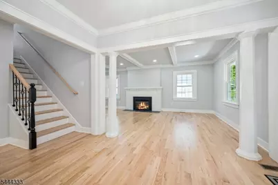 18 Burchfield Ave, Cranford Township, NJ 07016 - Photo 8