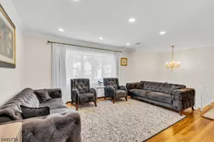 33 Oak Ave, Pequannock Township, NJ 07440 - Photo 2