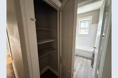 16 Irving St Apt #B6, Newark, NJ 07112 - Photo 8