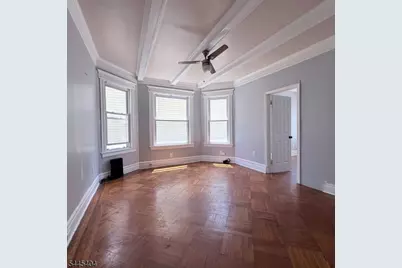 61 Mapes Ave, Newark, NJ 07112 - Photo 6