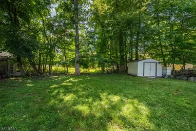30 Tobyhanna Trl, Hopatcong, NJ 07843 - Photo 20