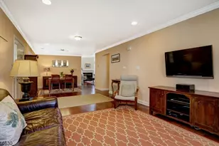 18 Knox Ct Ondo, Bernards Township, NJ 07920 - Photo 8
