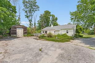 54 Skytop Rd, Wantage, NJ 07461 - Photo 18