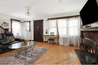 140 Valentine Pl, Woodbridge Township, NJ 07095 - Photo 6