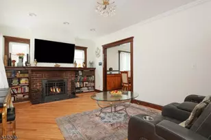140 Valentine Pl, Woodbridge Township, NJ 07095 - Photo 8