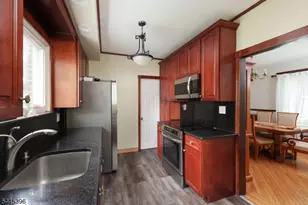 140 Valentine Pl, Woodbridge Township, NJ 07095 - Photo 12