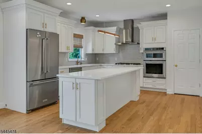 1364 Tabor Rd, Parsippany, NJ 07878 - Photo 14