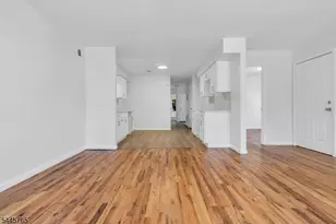 328-330 Hawthorne Ave, Newark, NJ 07112 - Photo 8