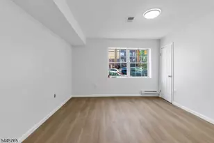 328-330 Hawthorne Ave, Newark, NJ 07112 - Photo 22