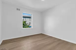 328-330 Hawthorne Ave, Newark, NJ 07112 - Photo 12