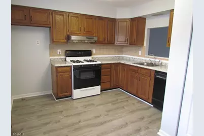 112 S 12th Ave, Manville, NJ 08835 - Photo 4