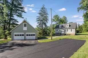 16 Chester Pl, Chester, NJ 07930 - Photo 1