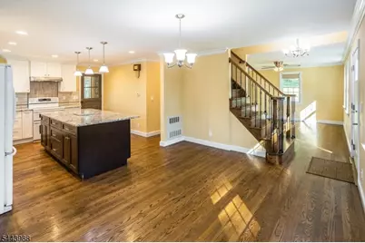 16 Chester Place, Chester, NJ 07930 - Photo 8