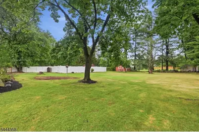 264 Vanderveer Rd, Bridgewater, NJ 08807 - Photo 18