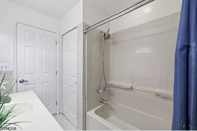 264 Vanderveer Rd, Bridgewater, NJ 08807 - Photo 14