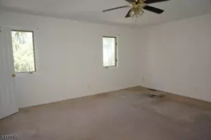 10 Hemlock Ct, Raritan Township, NJ 08822 - Photo 10