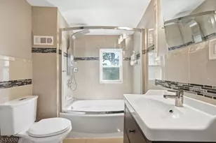 298 Fairway Ave, Belleville, NJ 07109 - Photo 10