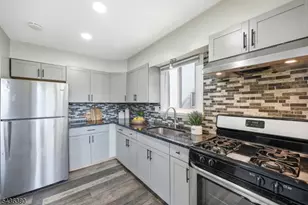 298 Fairway Ave, Belleville, NJ 07109 - Photo 4