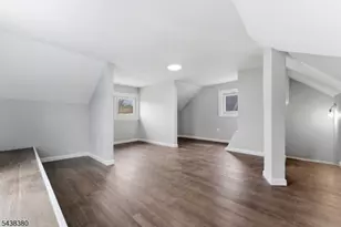 579 Newark Ave, Kenilworth, NJ 07033 - Photo 38