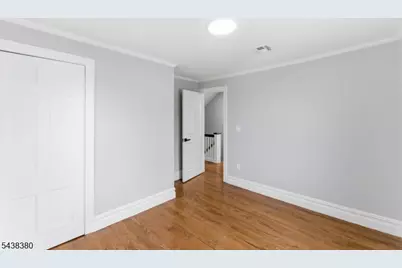 579 Newark Ave, Kenilworth, NJ 07033 - Photo 24