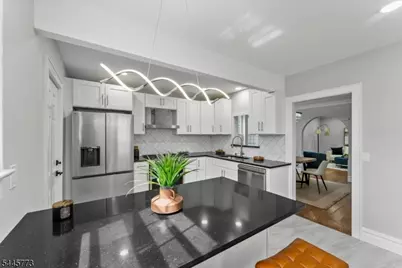 579 Newark Ave, Kenilworth, NJ 07033 - Photo 14