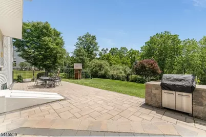 15 Chalfonte Dr, Clinton Township, NJ 08833 - Photo 18