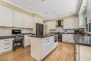 15 Chalfonte Dr, Clinton Township, NJ 08833 - Photo 6