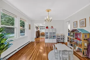 453 S Maple Ave, Glen Rock, NJ 07452 - Photo 10