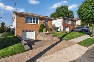 112 Lincoln Ave, North Arlington, NJ 07031 - Photo 2
