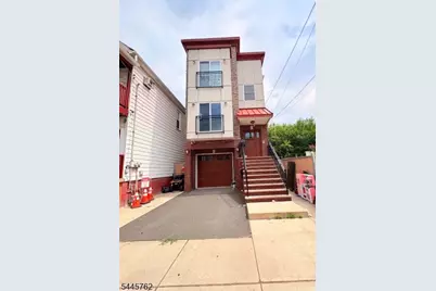 314 Center St #1, Elizabeth, NJ 07202 - Photo 1
