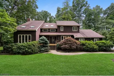 15 Sweetwood Dr, Randolph Township, NJ 07869 - Photo 1