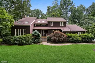15 Sweetwood Dr, Randolph Township, NJ 07869 - Photo 1