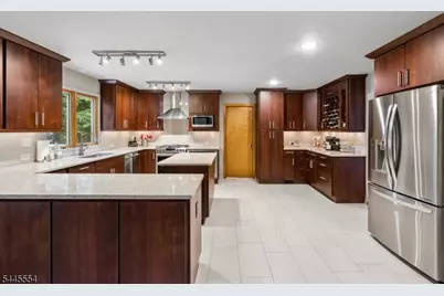 15 Sweetwood Dr, Randolph Township, NJ 07869 - Photo 20