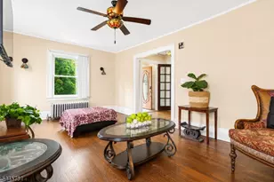 585 Ridge St, Newark, NJ 07104 - Photo 6