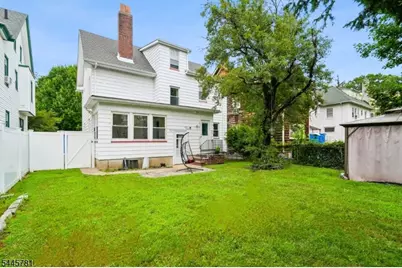 585 Ridge St, Newark, NJ 07104 - Photo 26