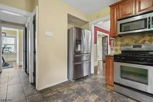 585 Ridge St, Newark, NJ 07104 - Photo 14