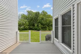 44 Lancelot Dr, Berkeley Heights Township, NJ 07922 - Photo 28