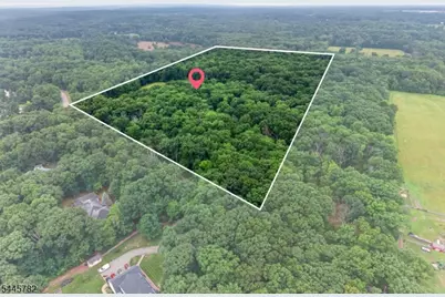 41 Featherbed Lane, Raritan Township, NJ 08822 - Photo 1