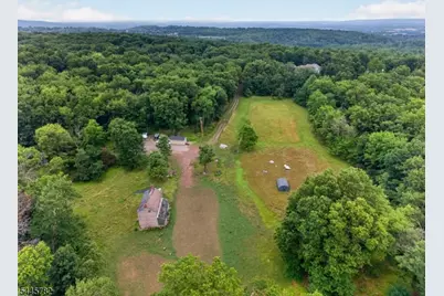 41 Featherbed Lane, Raritan Township, NJ 08822 - Photo 12